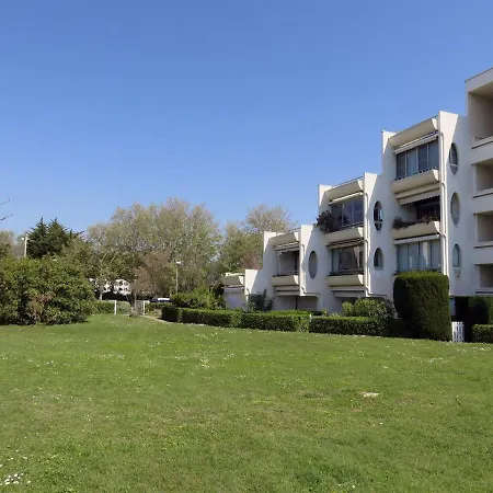 ꔣᨐ La Au Bout Du Jardin - Parking Prive - Wifi ᨐꔣ Apartment