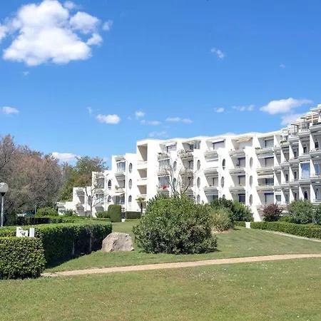 ꔣᨐ La Au Bout Du Jardin - Parking Prive - Wifi ᨐꔣ Apartment *