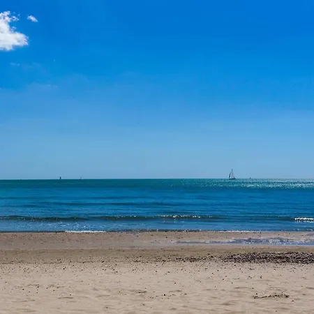 ꔣᨐ La Au Bout Du Jardin - Parking Prive - Wifi ᨐꔣ