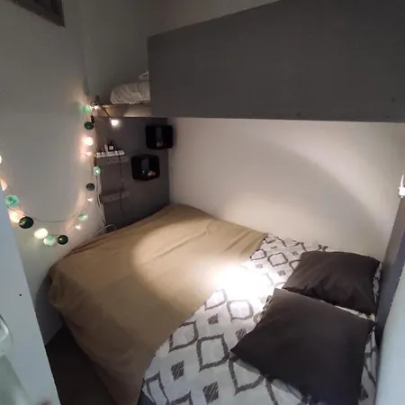 ꔣᨐ La Au Bout Du Jardin - Parking Prive - Wifi ᨐꔣ Apartment *
